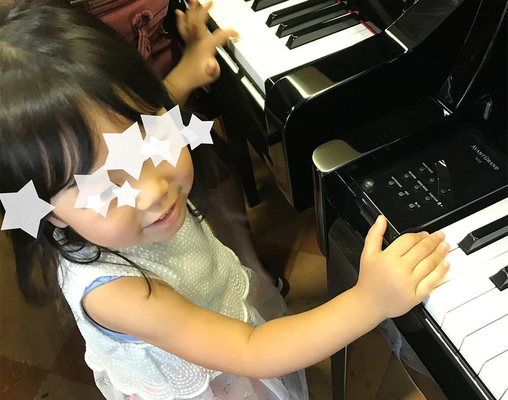 ６歳と３歳 ピアノ始まりました ʕʘ ʘʔ Pinkysmile Info Togather